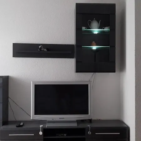 Schicke 2 Ganz Zentral Und Ruhig! Naehe Bahnhof!