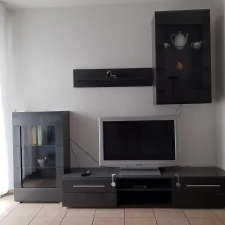 Apartamento Schicke 2 Ganz Zentral Und Ruhig! Naehe Bahnhof!