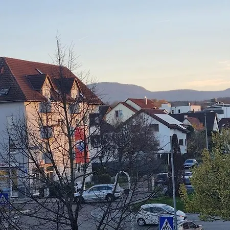 Schicke 2 Ganz Zentral Und Ruhig! Naehe Bahnhof! Apartamento