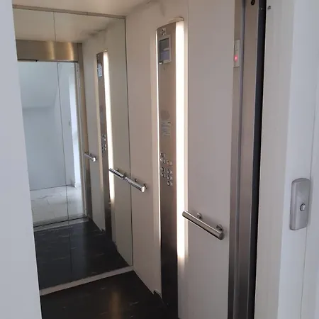 Appartamento Schicke 2 Ganz Zentral Und Ruhig! Naehe Bahnhof! *